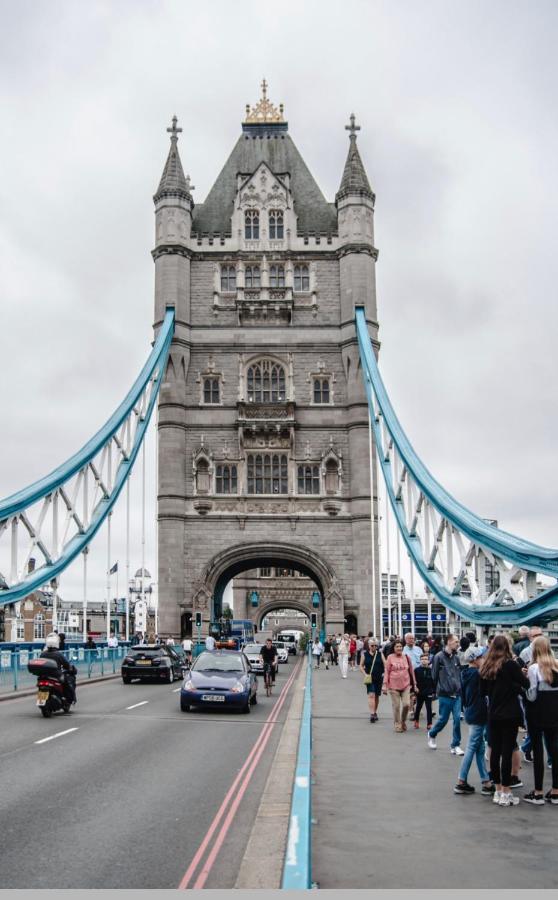Morden 2 Bedroom Apartment Tower Bridge London Exterior photo